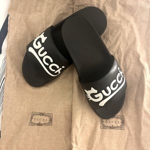 Gucci slides